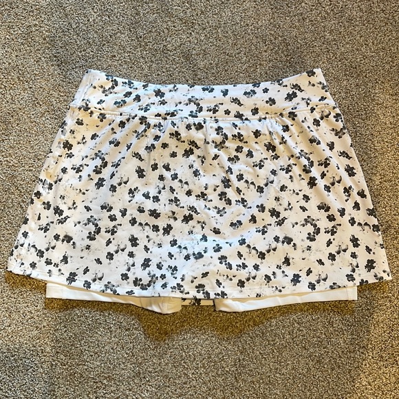 NIKE tennis skirt - Picture 5 of 5